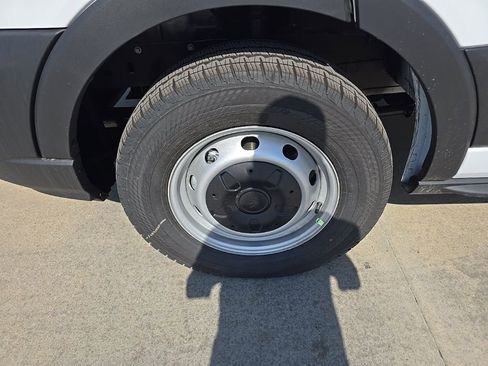 New 2025 Ford Transit 250 148 Medium Roof RWD image 2