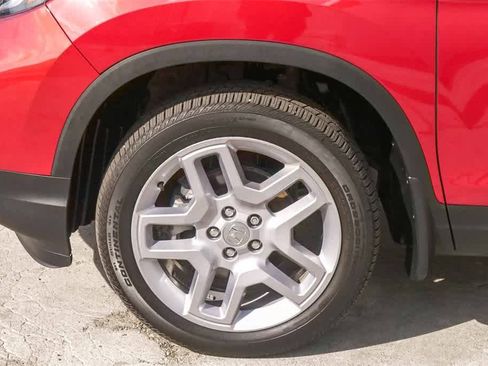 Used 2024 Honda Passport EX-L image 5