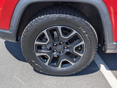 Used 2020 Jeep Compass Trailhawk image 15