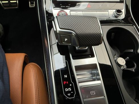 Used 2021 Audi RS Q8 image 18