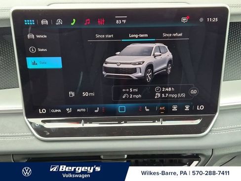 New 2026 Volkswagen Tiguan SE R-Line AWD/4WD image 16