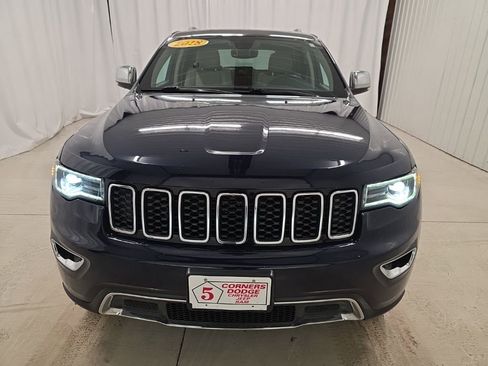 Used 2018 Jeep Grand Cherokee Limited w/ Luxury Group II image 8