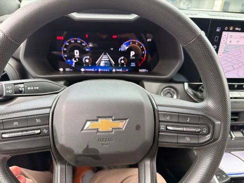 Used 2025 Chevrolet Colorado W/T RWD image 17