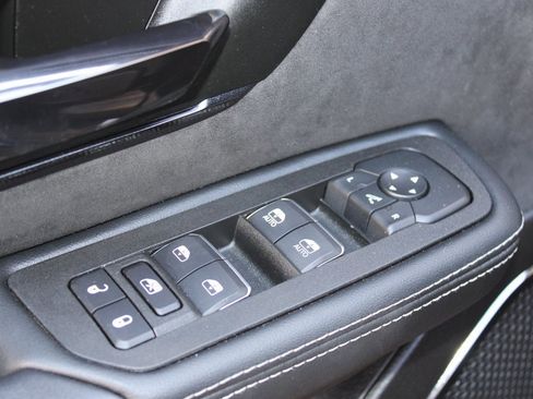 Used 2025 RAM 1500 RHO image 20