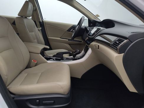 Used 2016 Honda Accord EX-L image 21