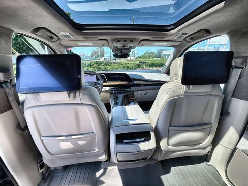 Used 2023 Cadillac Escalade Sport Platinum AWD/4WD image 20