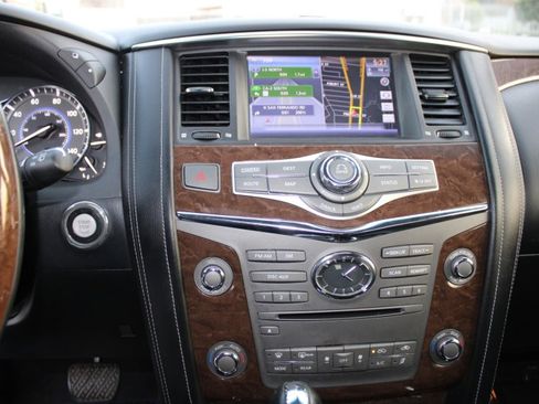 Used 2015 INFINITI QX80 4WD image 14