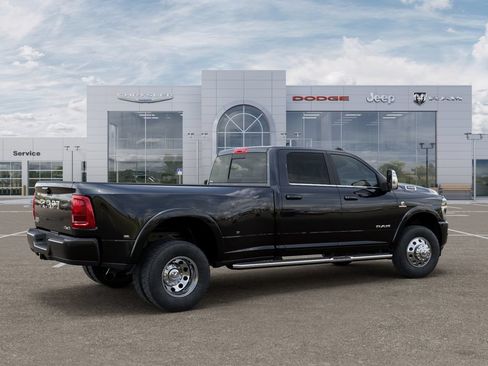 New 2026 RAM 3500 Longhorn AWD/4WD image 4