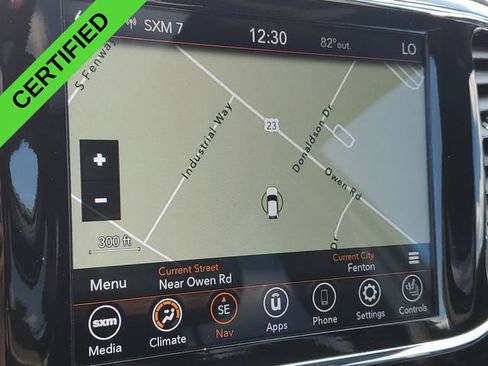 Used 2022 Jeep Grand Cherokee Limited image 15