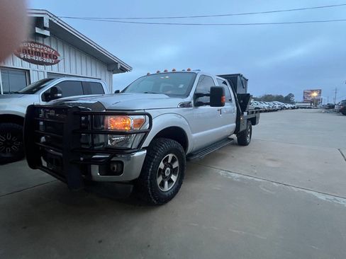 Used 2014 Ford F350 Lariat w/ Lariat Interior Package image 3