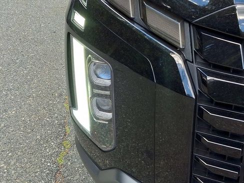 Used 2023 Hyundai Palisade SEL AWD/4WD image 12
