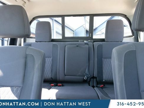 Used 2021 Nissan Titan SV w/ SV Convenience Package AWD/4WD image 15