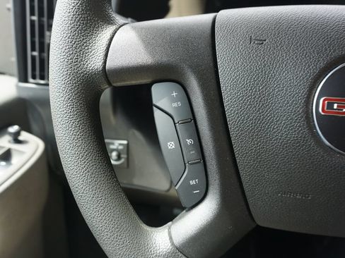 Used 2024 GMC Savana 3500 LS RWD image 8