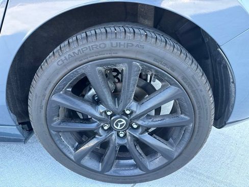 Used 2020 MAZDA MAZDA3 AWD Hatchback w/ Premium Pkg image 9