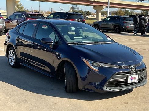 Used 2024 Toyota Corolla LE image 4