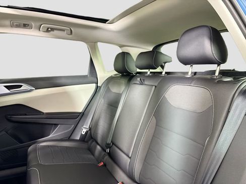 New 2026 Volkswagen Taos SE AWD/4WD image 24