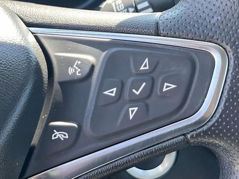 Used 2023 Chevrolet Equinox LS w/ Driver Confidence II Package FWD image 22