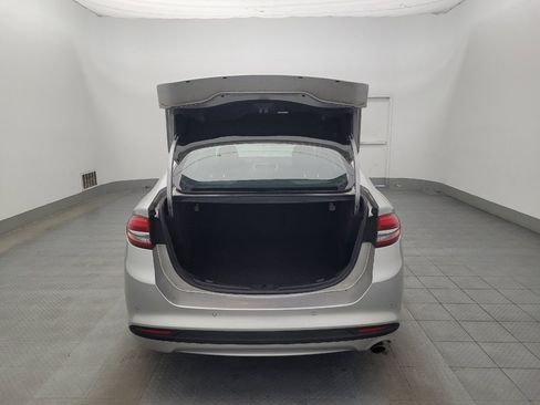 Used 2018 Ford Fusion SE w/ Fusion SE Technology Package image 29