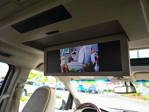 Used 2011 Toyota Sienna Limited w/ Premium Pkg FWD image 30