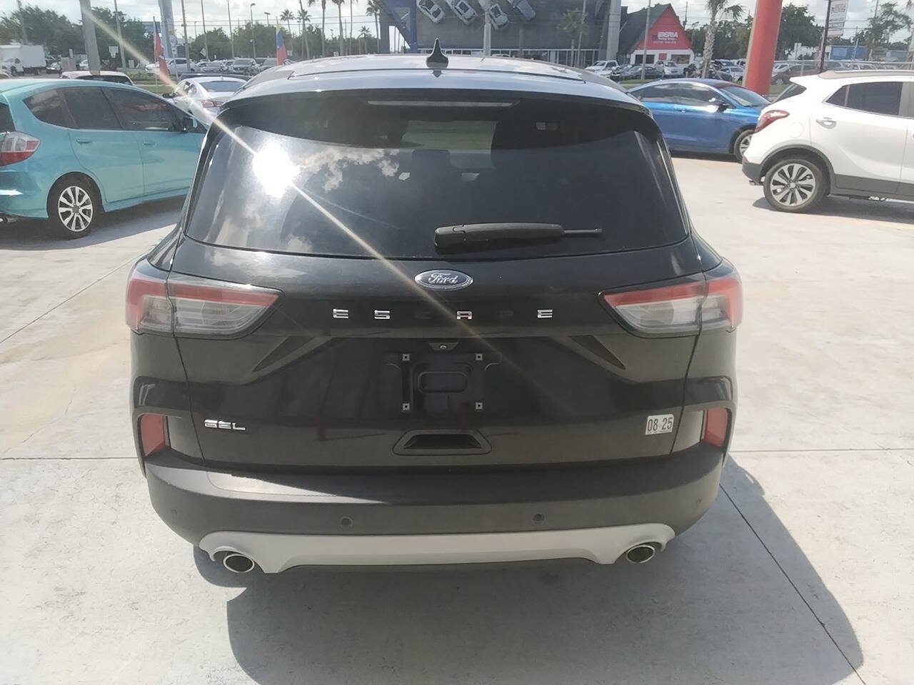 Used 2022 Ford Escape SEL FWD image 5