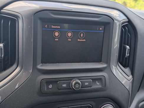 Used 2023 Chevrolet Silverado 1500 W/T w/ Trailering Package image 9