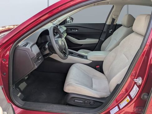 Used 2023 Honda Accord EX image 19