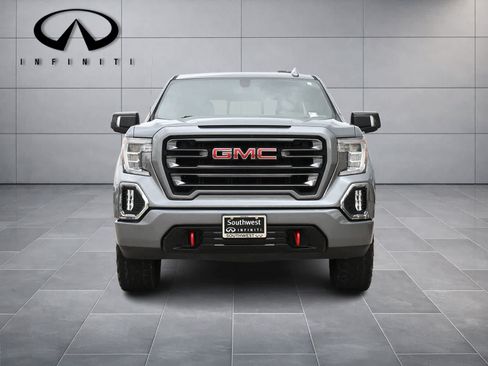 Used 2021 GMC Sierra 1500 AT4 w/ AT4 Preferred Package AWD/4WD image 2