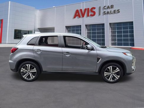 Used 2025 Mitsubishi Outlander Sport SE AWD/4WD image 5