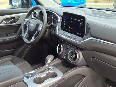 Used 2023 Chevrolet Blazer LT w/ Driver Confidence Package image 8