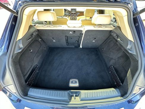 Used 2017 Mercedes-Benz GLA 250 image 17