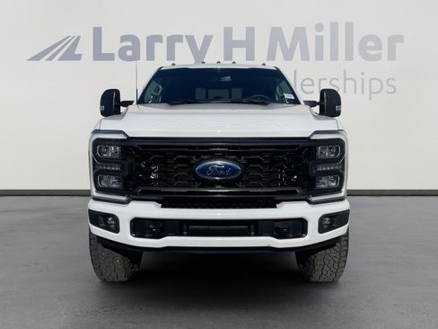 Used 2023 Ford F350 XLT w/ XLT Premium Package image 8