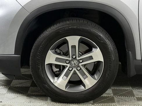 Used 2025 Honda Pilot EX-L image 12