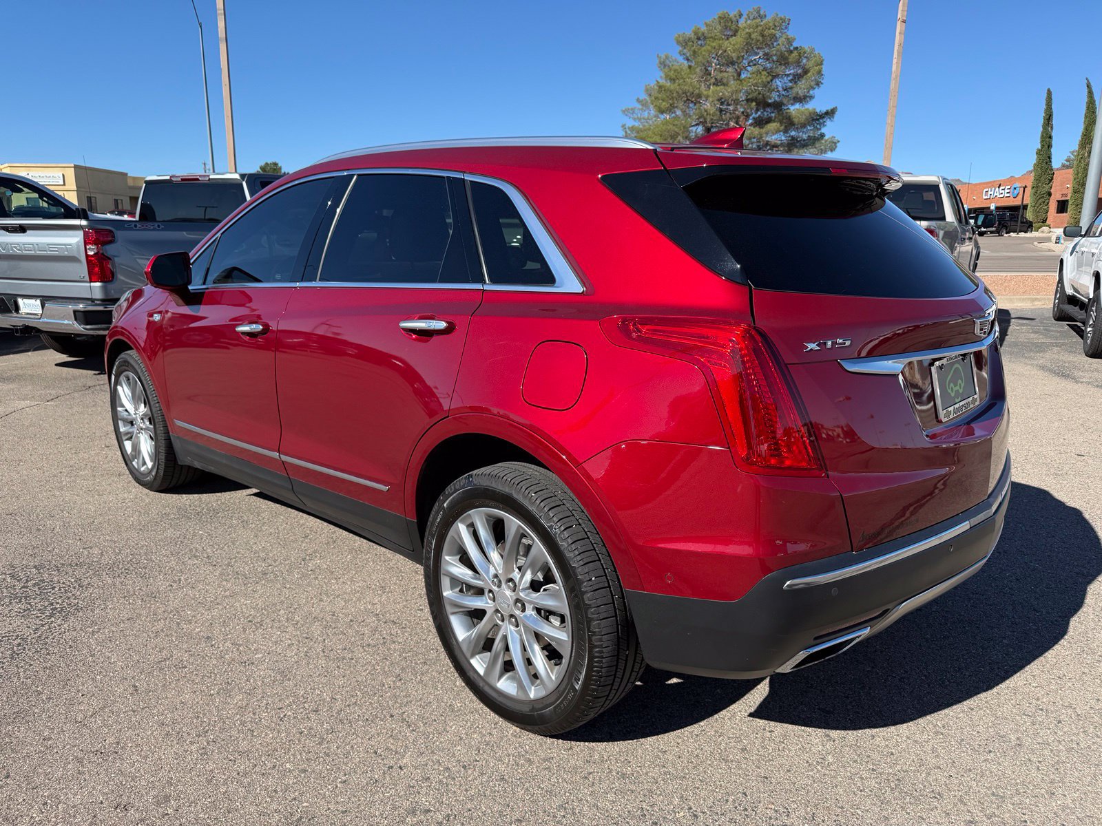 Certified 2019 Cadillac XT5 Platinum AWD/4WD image 9