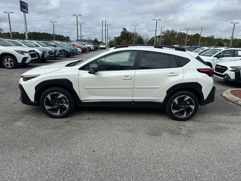 Used 2024 Subaru Crosstrek 2.5i Limited w/ Crosstrek Mirror Package image 10