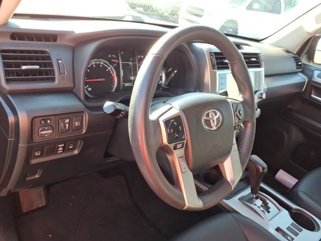 Used 2022 Toyota 4Runner TRD Sport w/ Technology Package AWD/4WD image 8