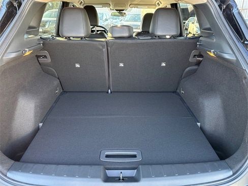 New 2026 Nissan Kicks SR w/ Cold Weather Package image 12