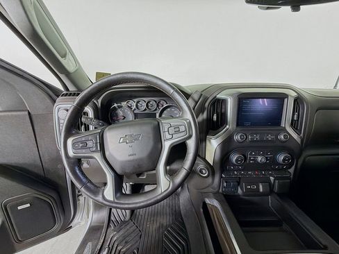 Used 2022 Chevrolet Silverado 1500 RST AWD/4WD image 13