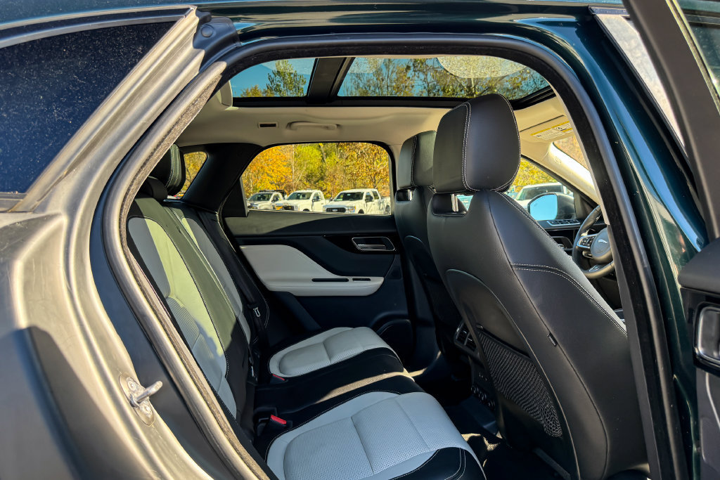 Used 2018 Jaguar F-PACE R-Sport AWD/4WD image 14