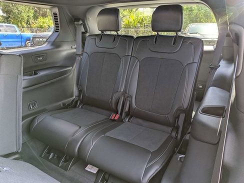 New 2026 Jeep Grand Cherokee L 4WD image 15