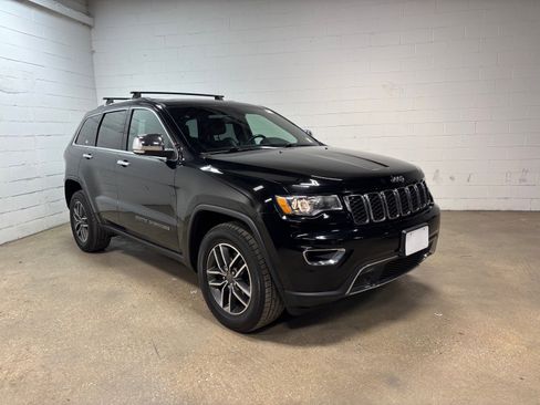 Used 2019 Jeep Grand Cherokee Limited AWD/4WD image 4
