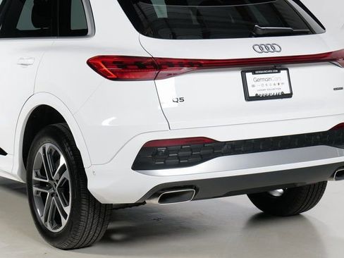 Used 2025 Audi Q5 Premium w/ Convenience Package AWD/4WD image 30