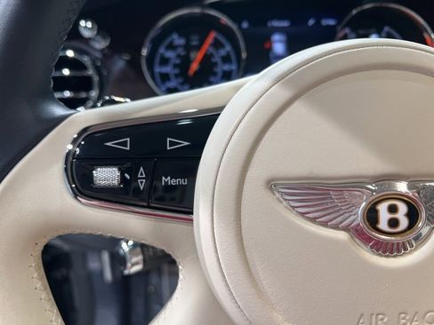 Used 2019 Bentley Mulsanne image 44