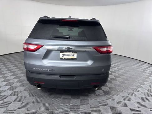 Used 2020 Chevrolet Traverse LT w/ Driver Confidence II Package image 4
