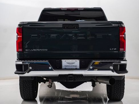 Used 2025 Chevrolet Silverado 2500 LTZ w/ LTZ Plus Package AWD/4WD image 8