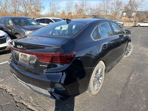 Used 2023 Kia Forte GT-Line image 4