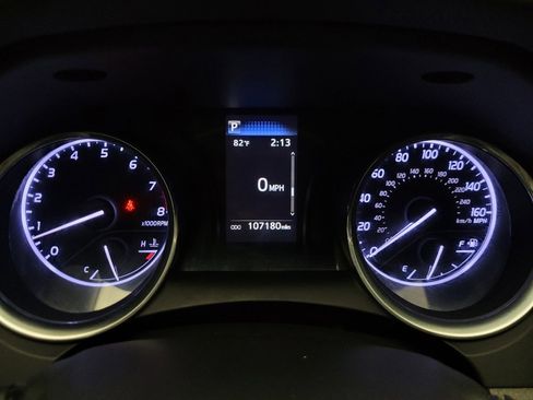 Used 2020 Toyota Camry SE image 23