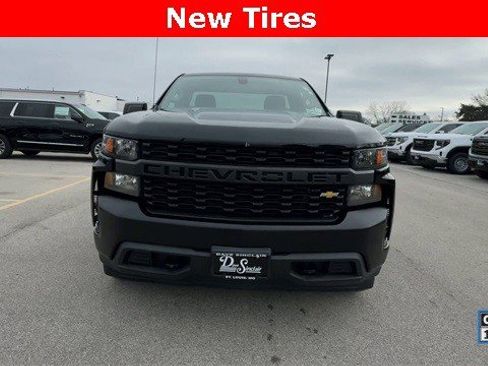 Used 2020 Chevrolet Silverado 1500 W/T w/ WT Value Package image 3