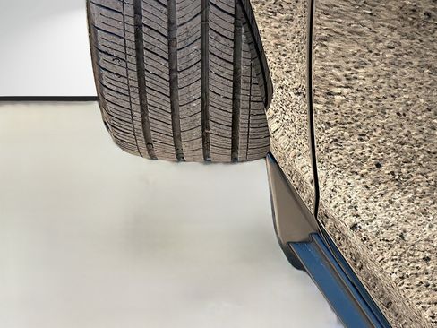 Used 2024 Honda Accord EX image 38