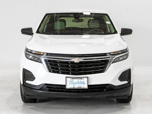Used 2023 Chevrolet Equinox LS w/ LS Convenience Package FWD image 5