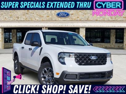 New 2025 Ford Maverick XLT w/ Equipment Group 302A
